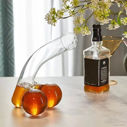 Speelse Design Decanter
