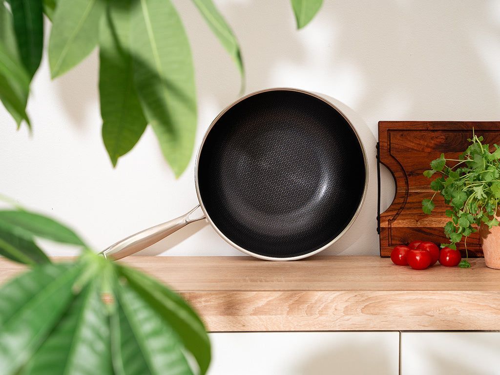 HEXA™ Wokpan